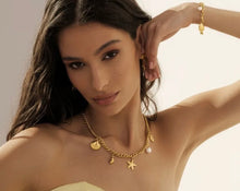 Cargar imagen en el visor de la galería, Isabella Necklets
