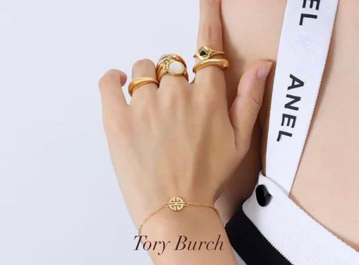 Tory B Bracelet